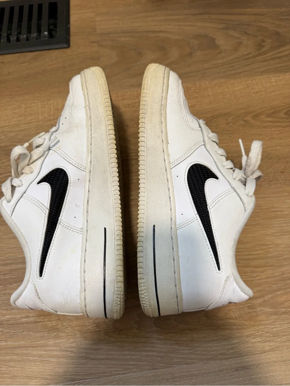 Nike low top